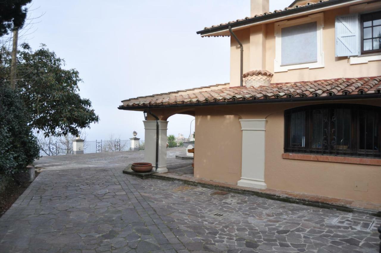 La Villa Di Augusto Anguillara Sabazia Exterior photo